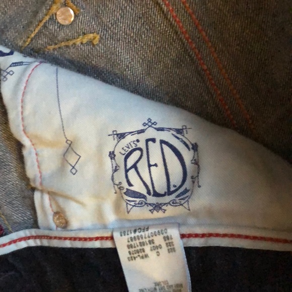 Men’s Levi’s Red jeans - Picture 5 of 5